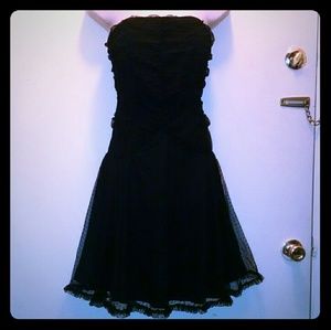 Strapless lace lined dress
